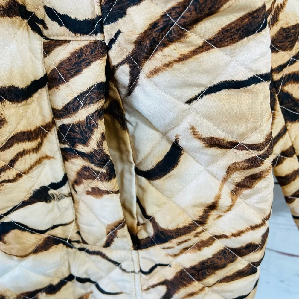 Chico's Jacket Women’s 4 US 20/22 Brown Tiger Prints Quilted Pockets Long Sleeve